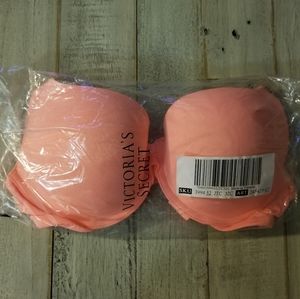 ❗🆕️❗ NWT VS pink bra